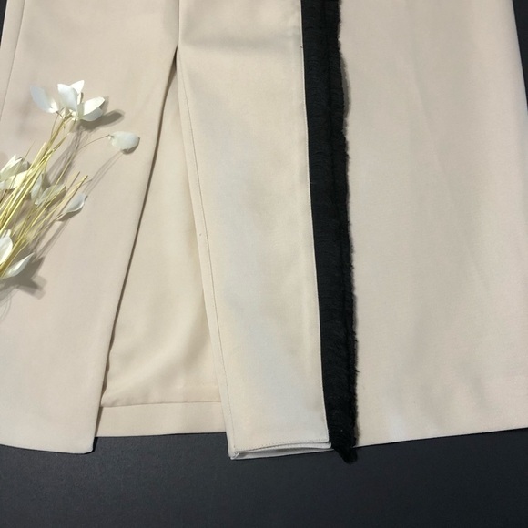 C/MEO COLLECTIVE NWT True Magic Skirt in Sand - Picture 3 of 9